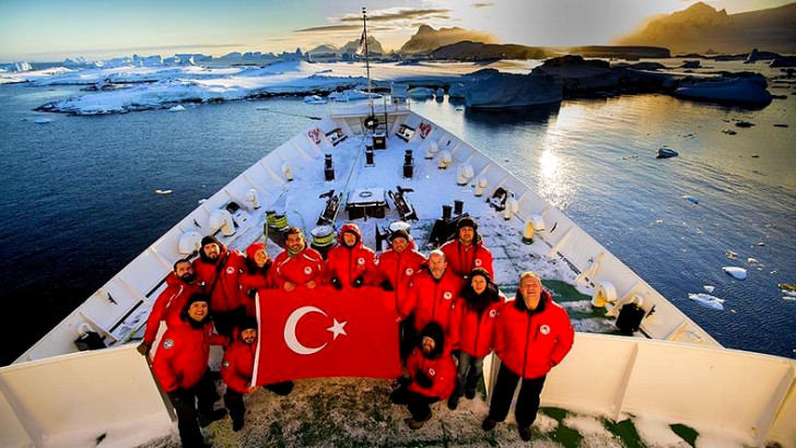 Türk Bilim İnsanlarından Antartika’ya Bilim Seferi